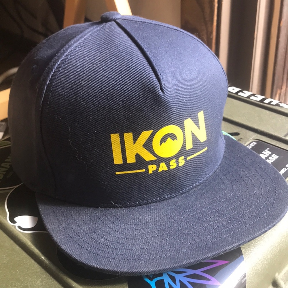 Ikon pass hat